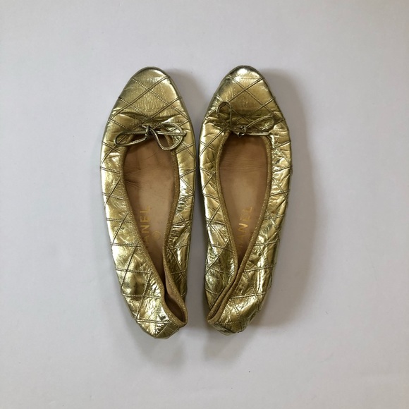 [CHANEL] Vintage Gold Quilted Ballet Shoes SZ 7 (EU 37) - Picture 2 of 9